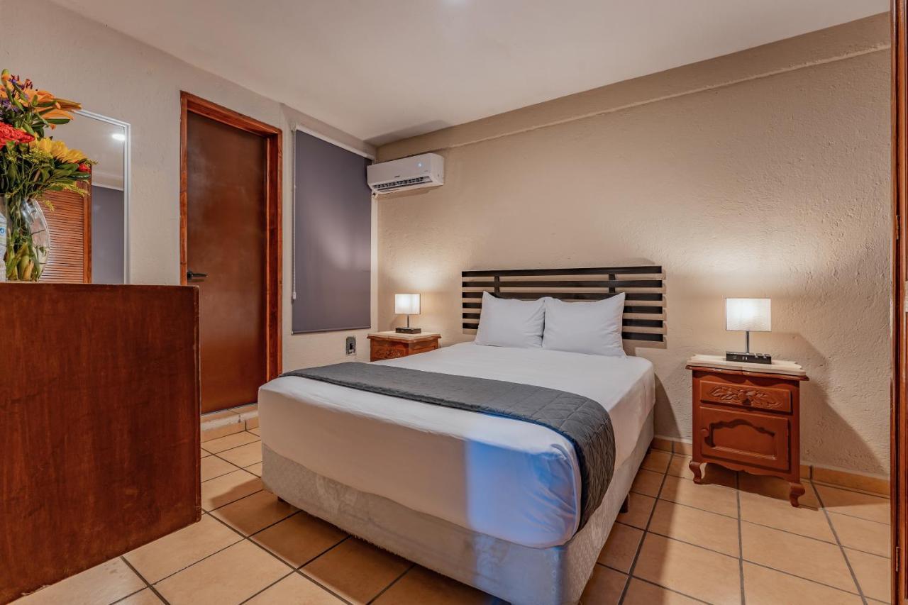 Hotel Brisas 5A Av, بلايا ديل كارمن المظهر الخارجي الصورة