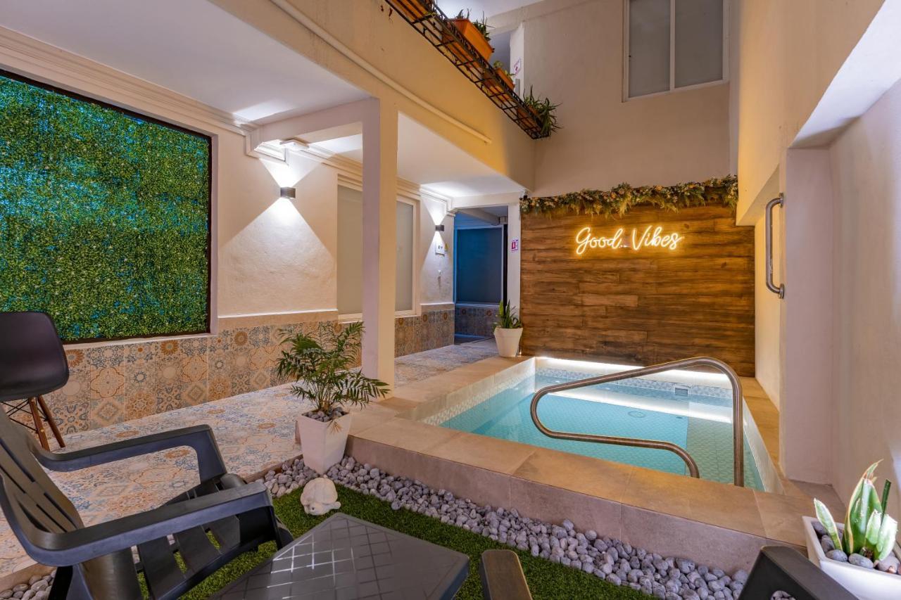 Hotel Brisas 5A Av, بلايا ديل كارمن المظهر الخارجي الصورة