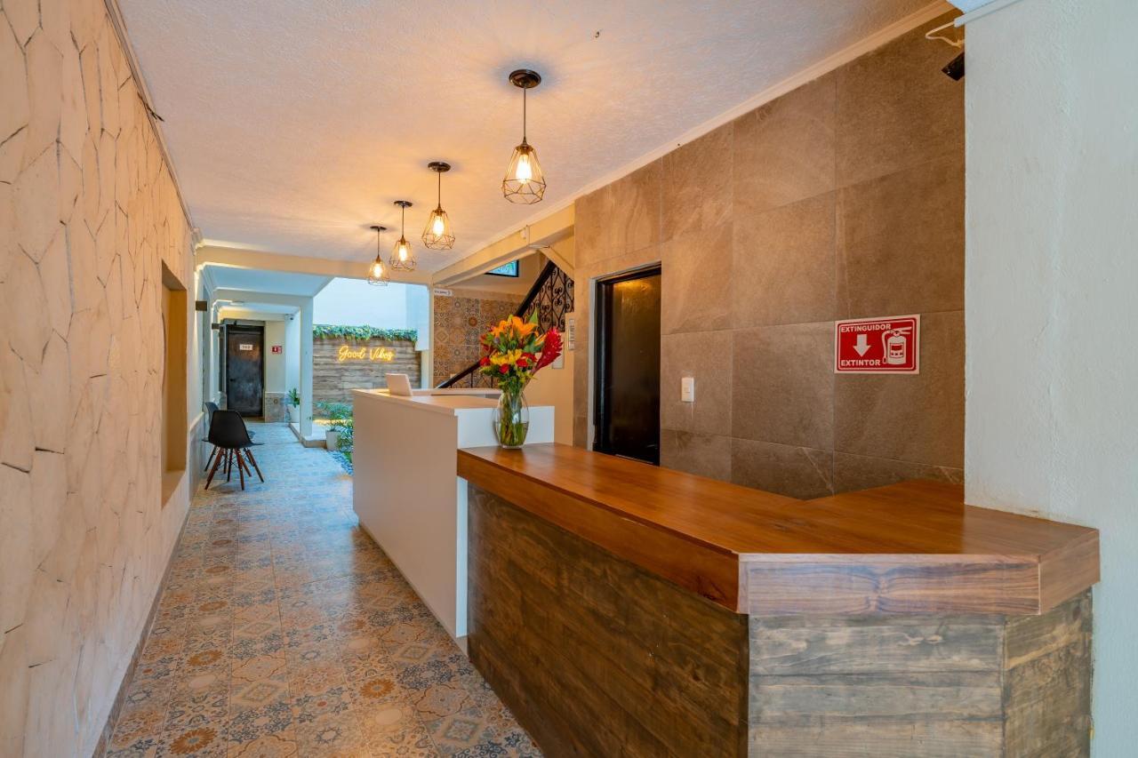 Hotel Brisas 5A Av, بلايا ديل كارمن المظهر الخارجي الصورة
