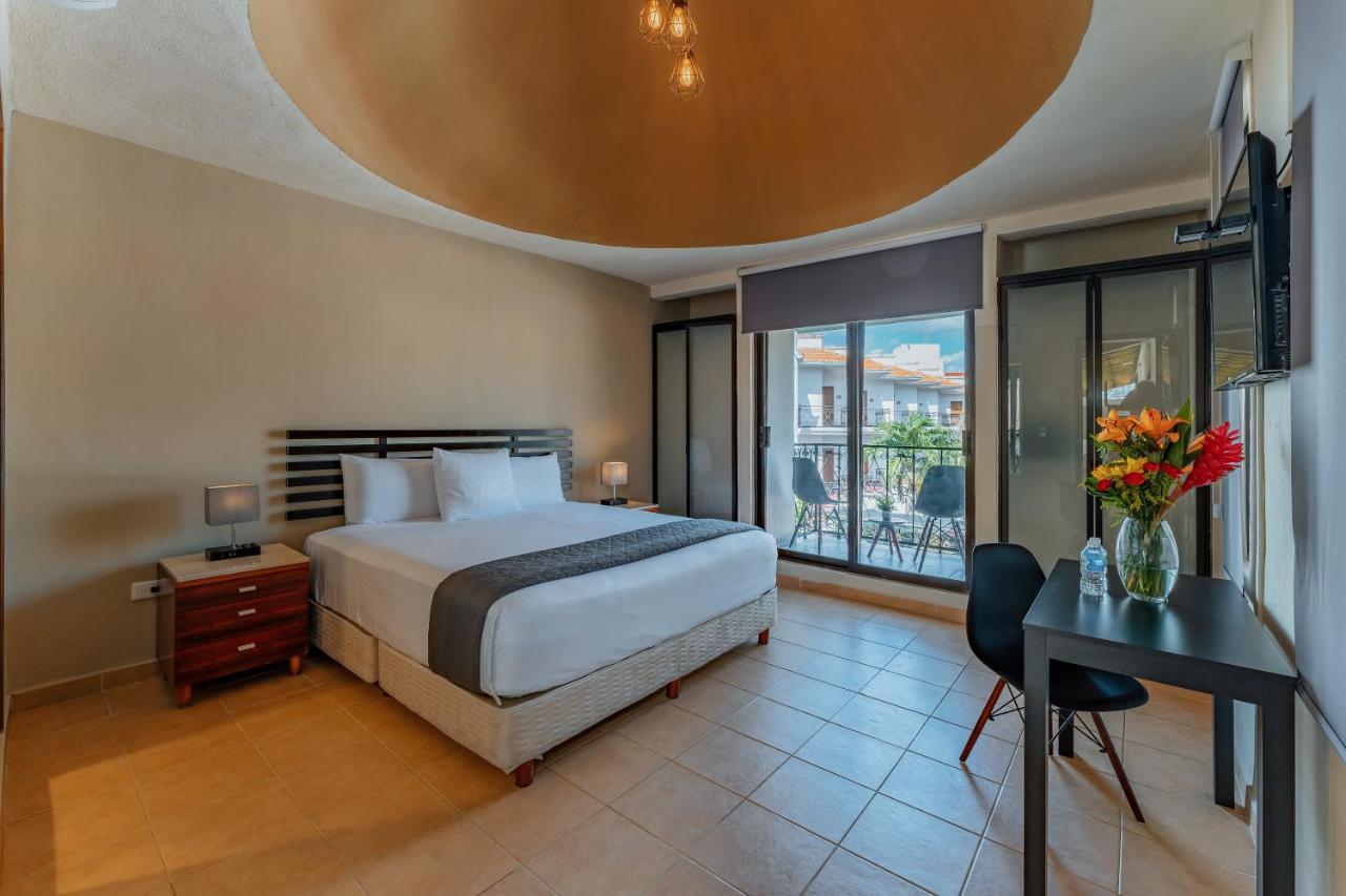 Hotel Brisas 5A Av, بلايا ديل كارمن المظهر الخارجي الصورة