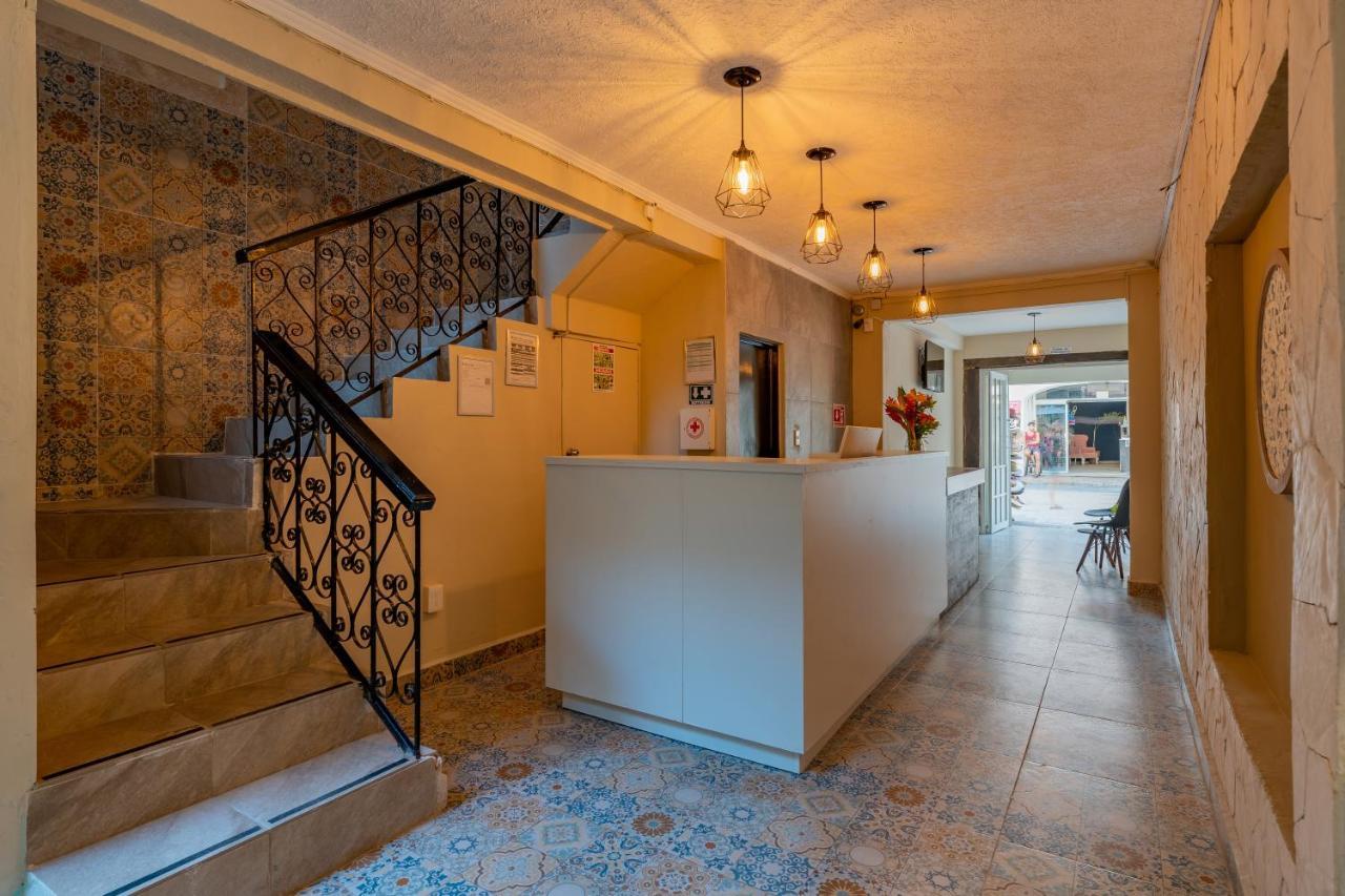 Hotel Brisas 5A Av, بلايا ديل كارمن المظهر الخارجي الصورة
