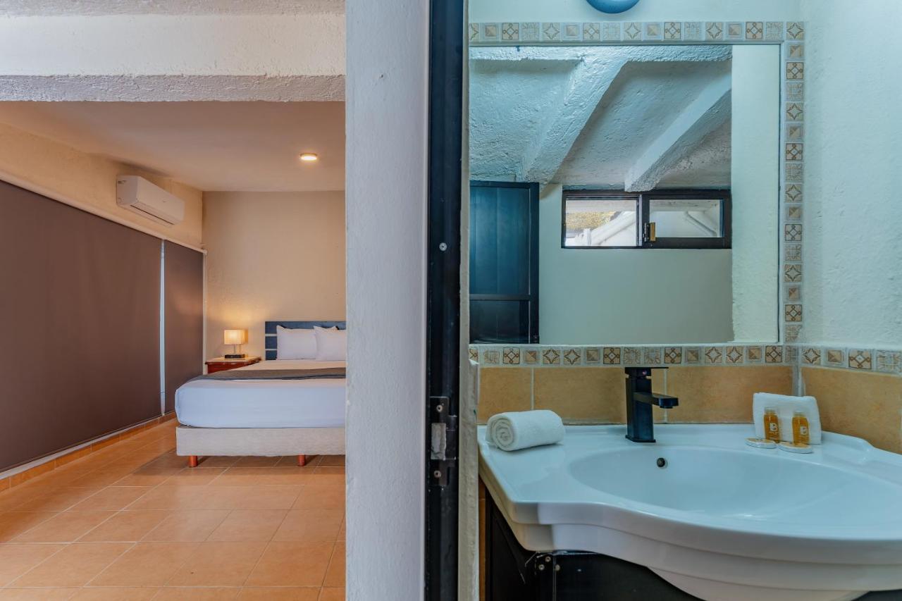 Hotel Brisas 5A Av, بلايا ديل كارمن المظهر الخارجي الصورة
