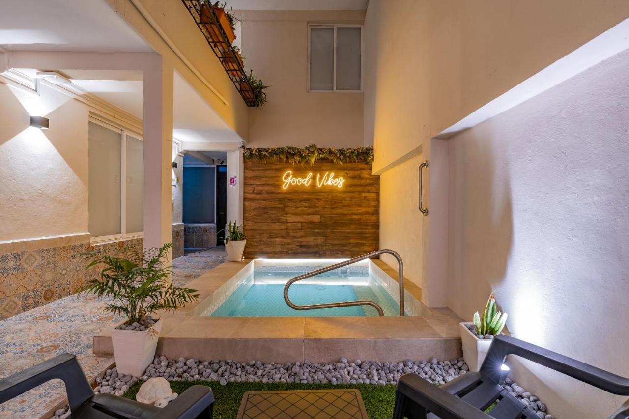 Hotel Brisas 5A Av, بلايا ديل كارمن المظهر الخارجي الصورة