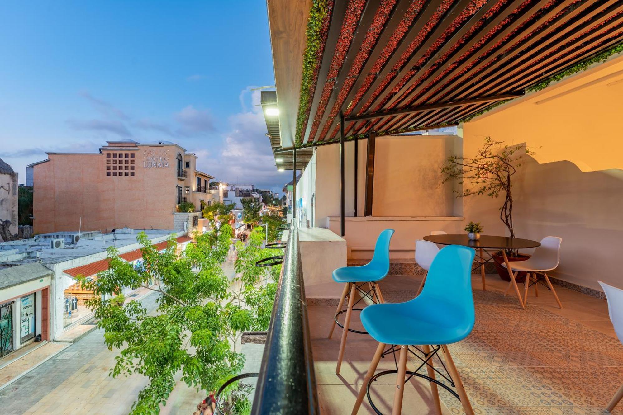 Hotel Brisas 5A Av, بلايا ديل كارمن المظهر الخارجي الصورة